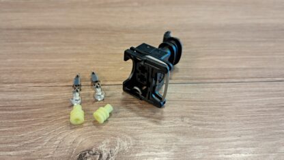Stecker 2-Polig mit Bügel Webasto Standheizung